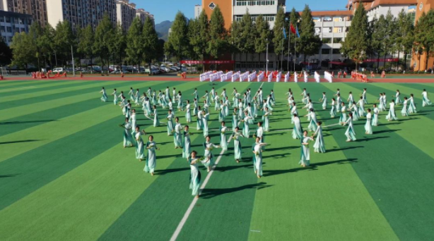 畅通的立交桥真实打破了学历晋升的壁垒让技术成才之路相同宽
